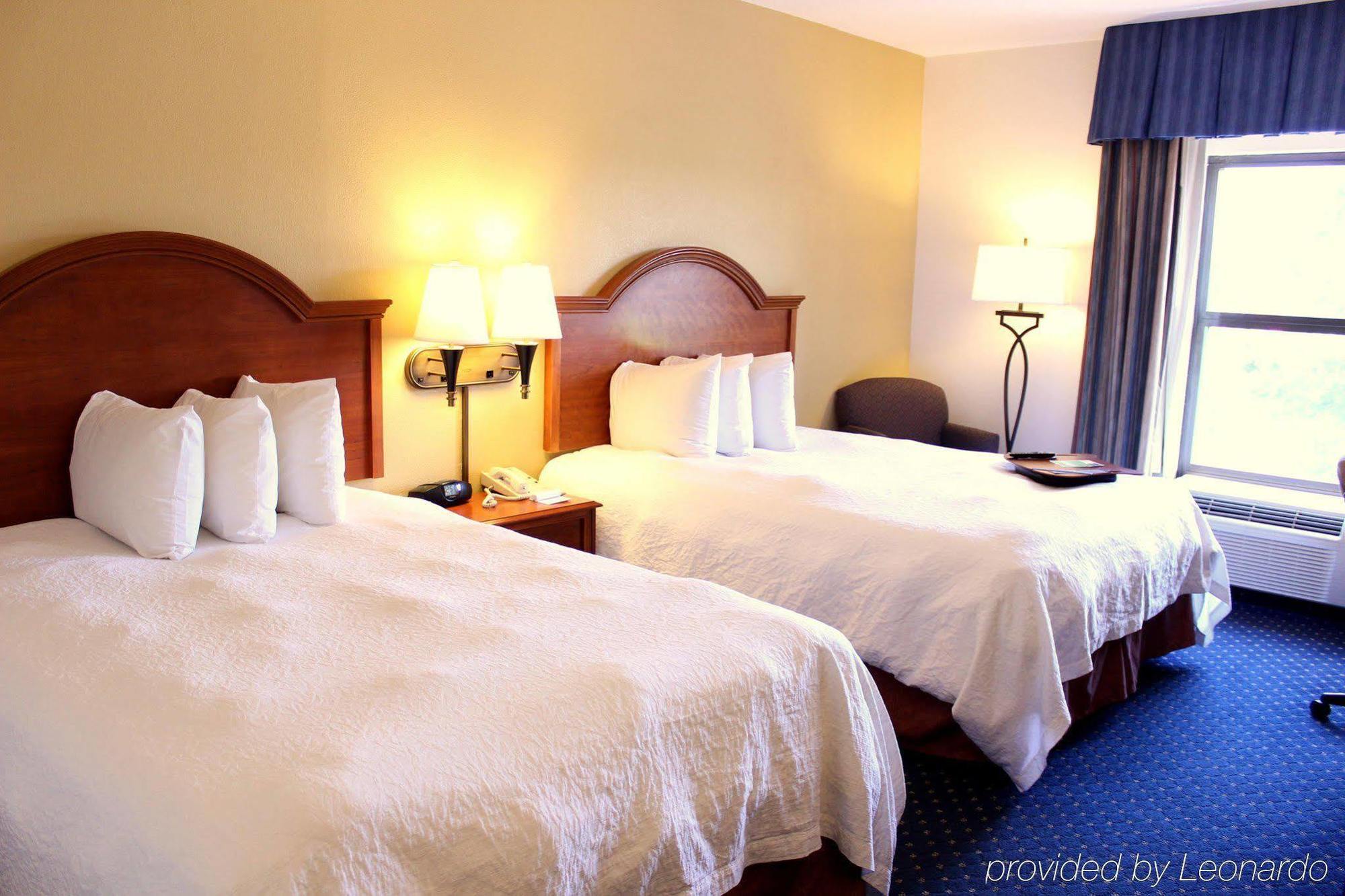 Hampton & Concord-charlotte Hotel Concord